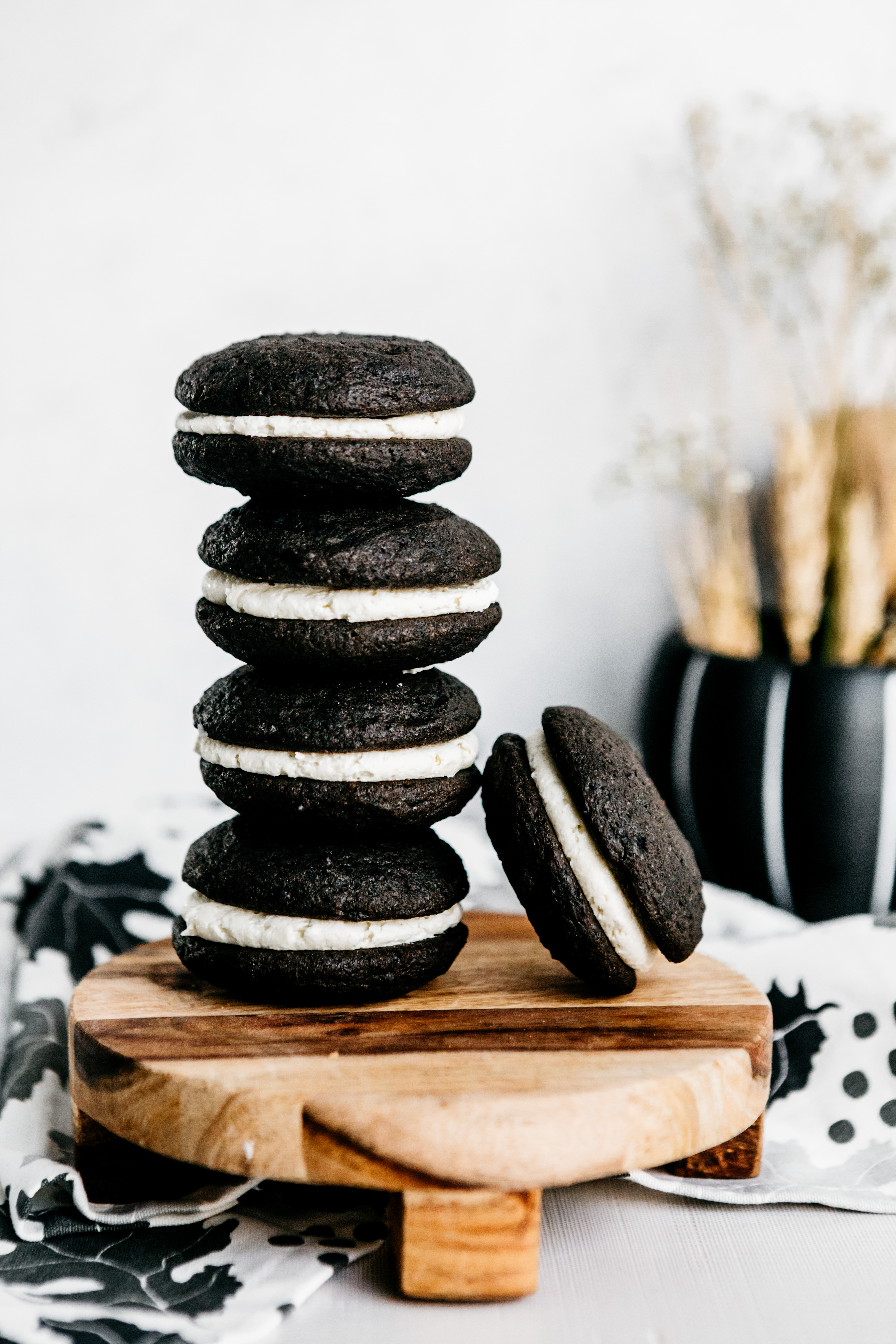 Homemade Oreo Sandwich Cookies Heathers Home Bakery