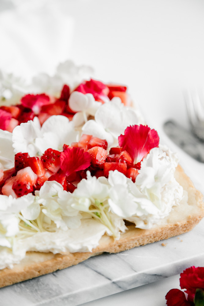 Side view of dessert pizza. 