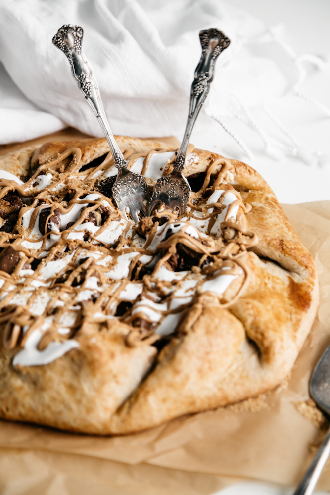 Baked peanut butter cup s’mores galette. 