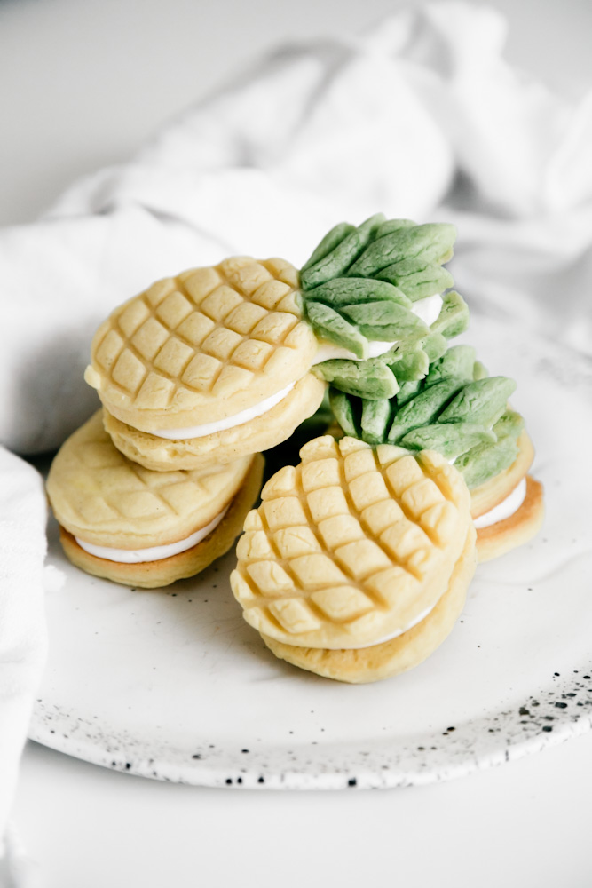 Vanilla pineapple sandwich cookies. 