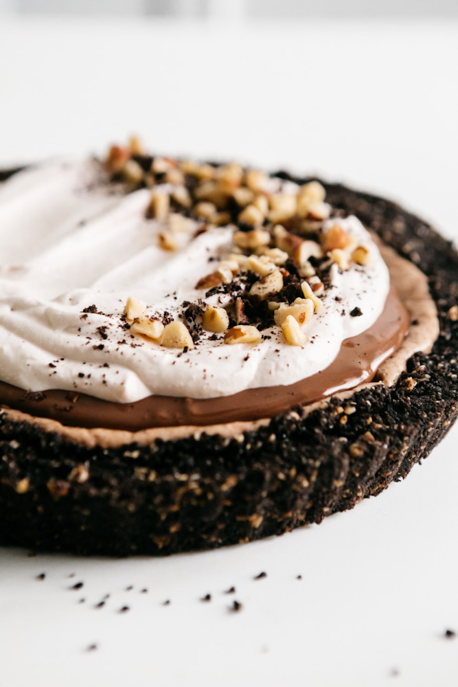 Closeup of a nutella cheesecake tart 