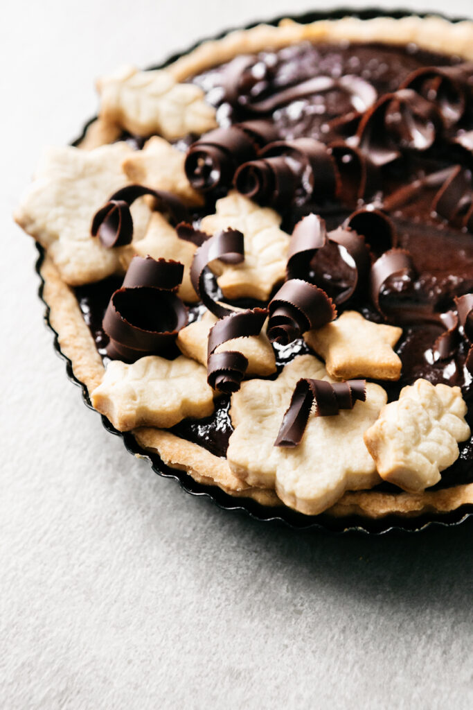 Caramel Chocolate Twix Tart