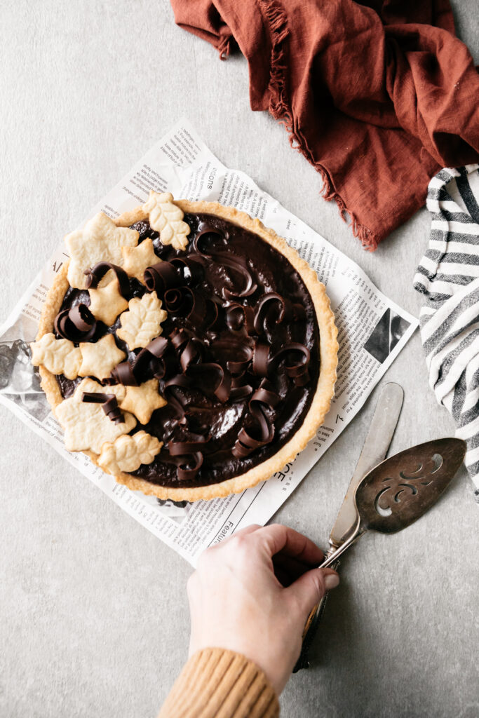 Caramel Chocolate Twix Tart