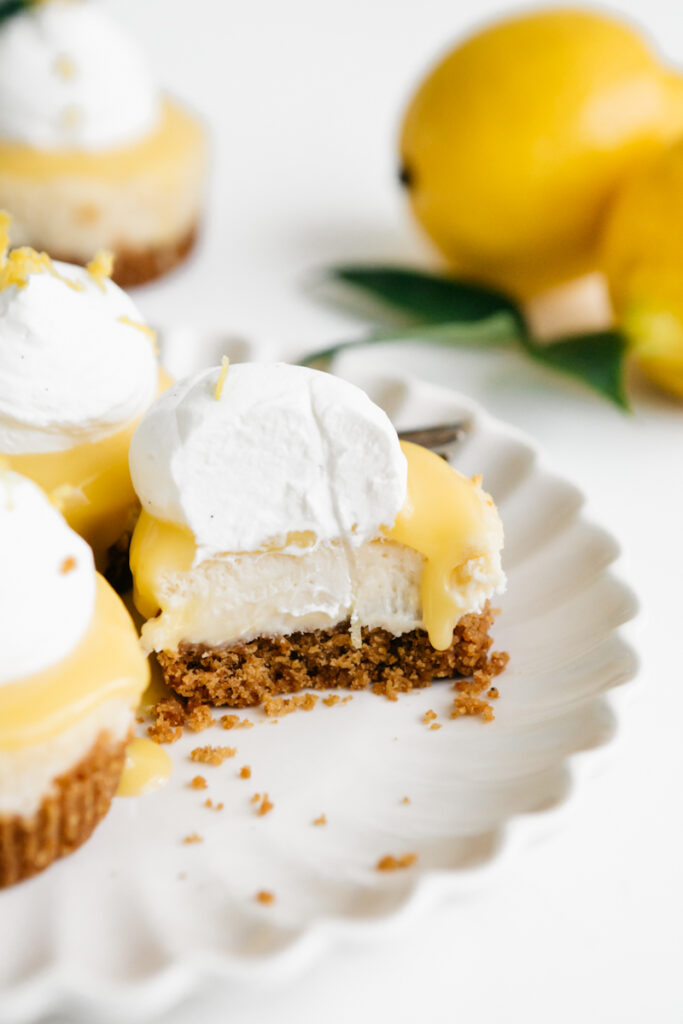 Mini Lemon Cheesecakes