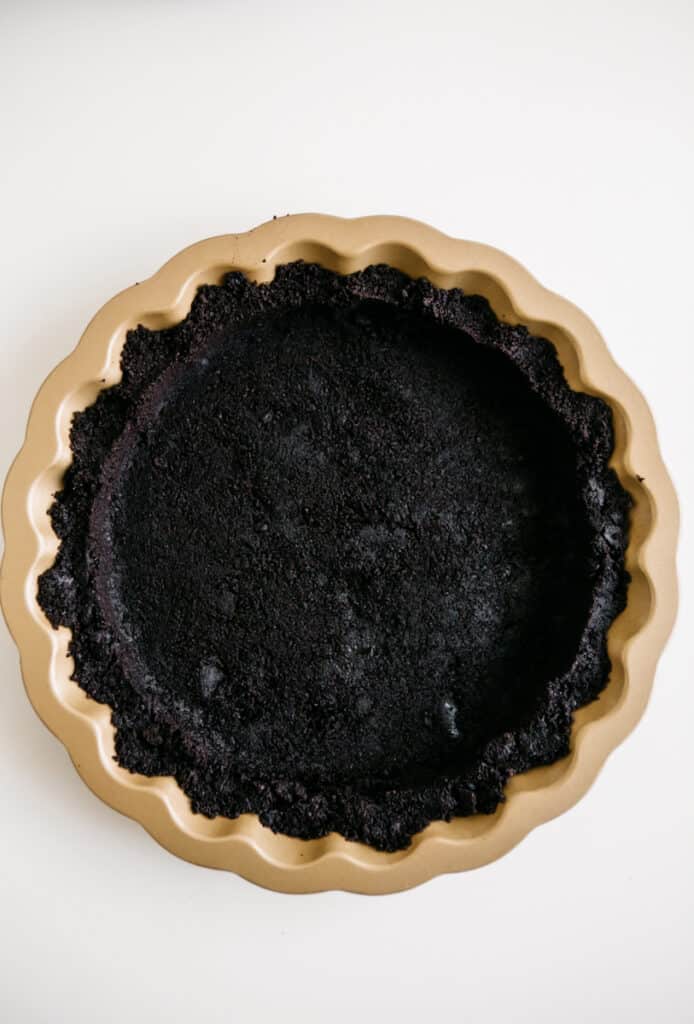 An Oreo crust 