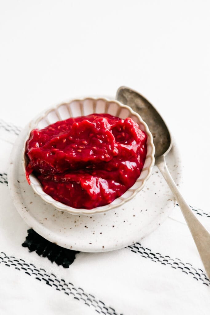 Raspberry preserves in a bowl 