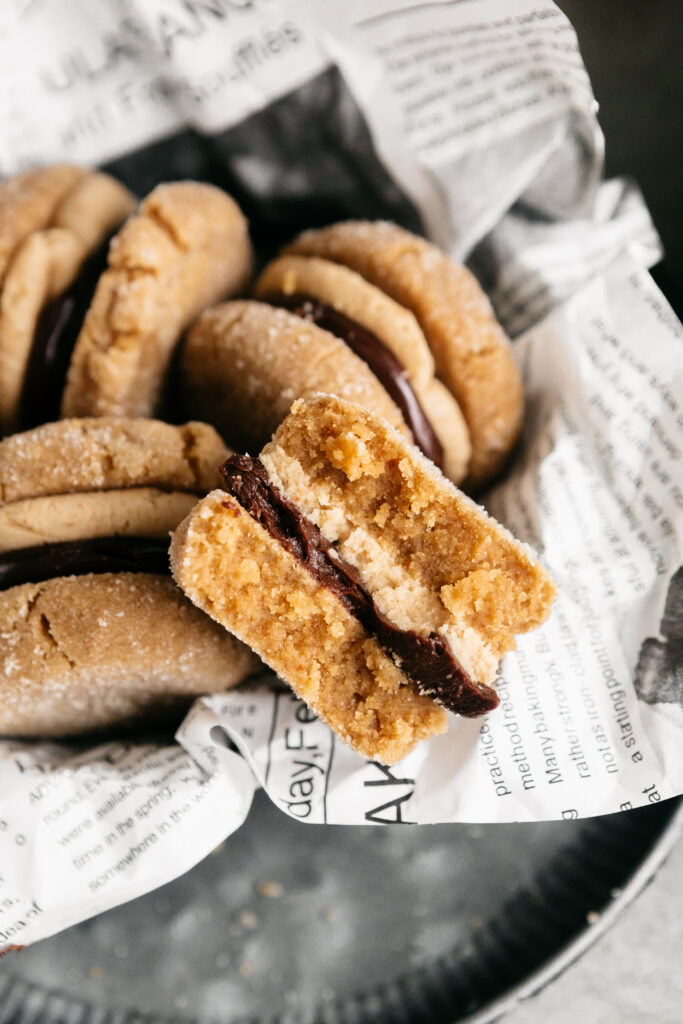 Flourless peanut butter sandwich cookies 