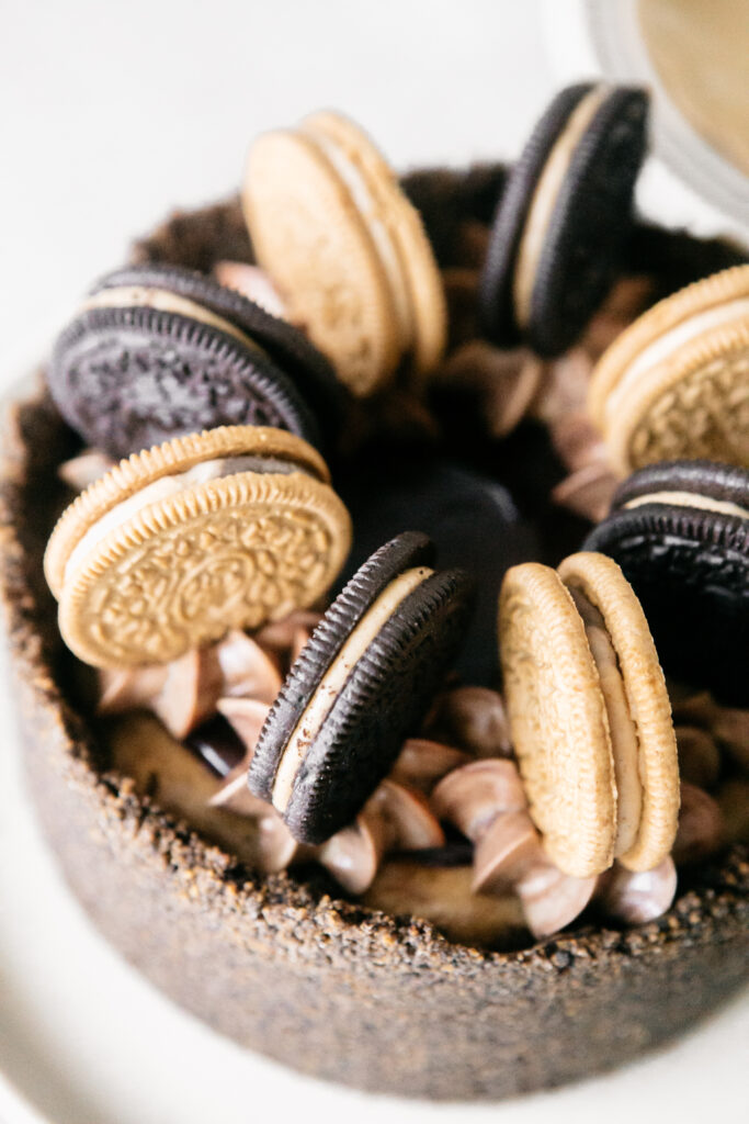 Oreo cookies on a cheesecake 