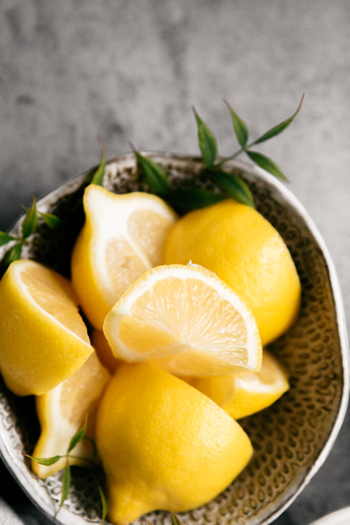 Lemons in a bowl 