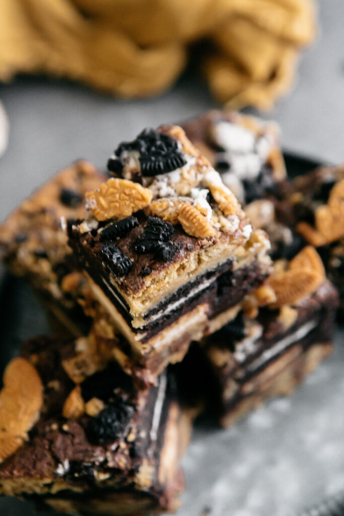 Oreo Brookie Bars 