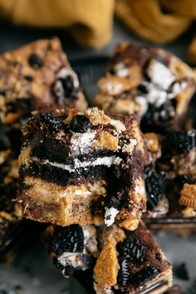 Oreo Brookie Bars 