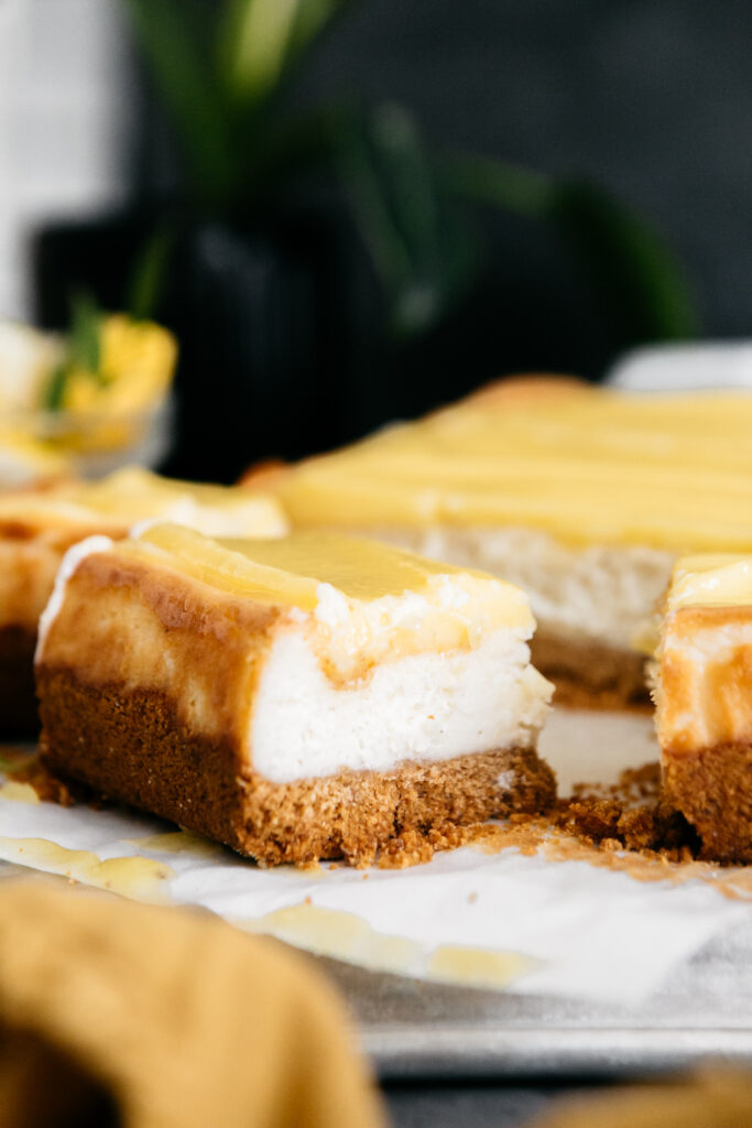 Lemon Curd Cheesecake Bars 