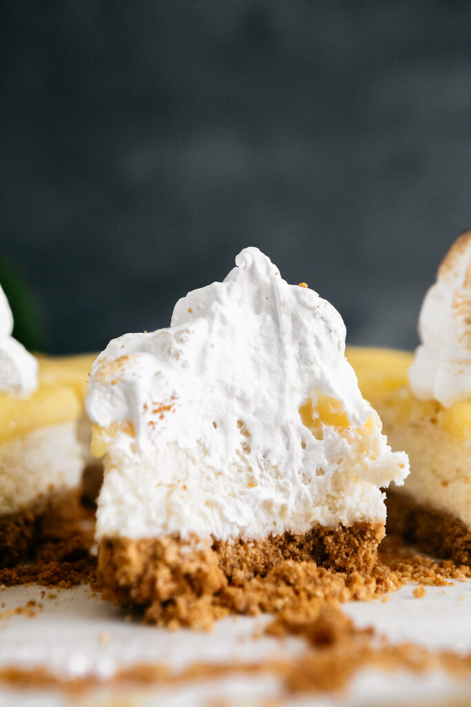 Lemon Curd Cheesecake Bars 