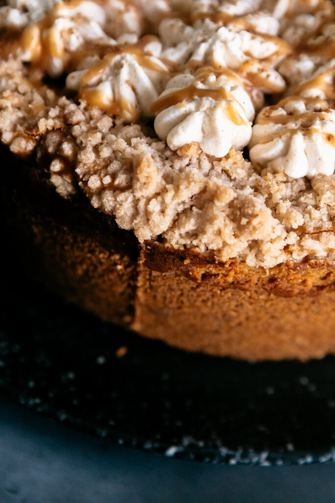 Pumpkin Crumble Cheesecake