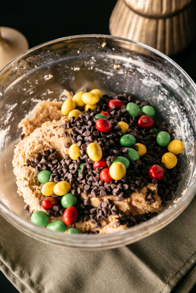 Roasted Peanut M&M Cookies