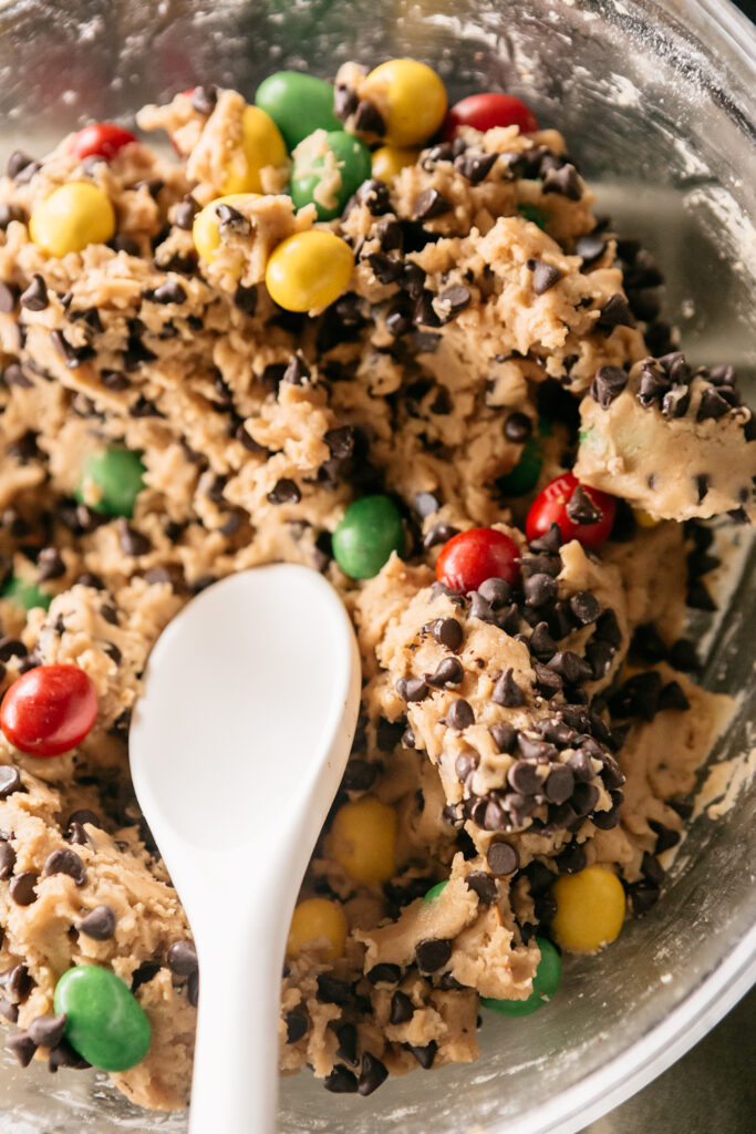 Roasted Peanut M&M Cookies