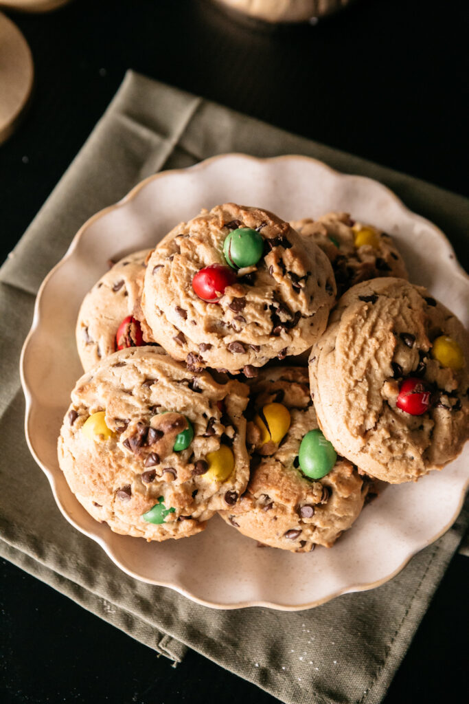 Roasted Peanut M&M Cookies