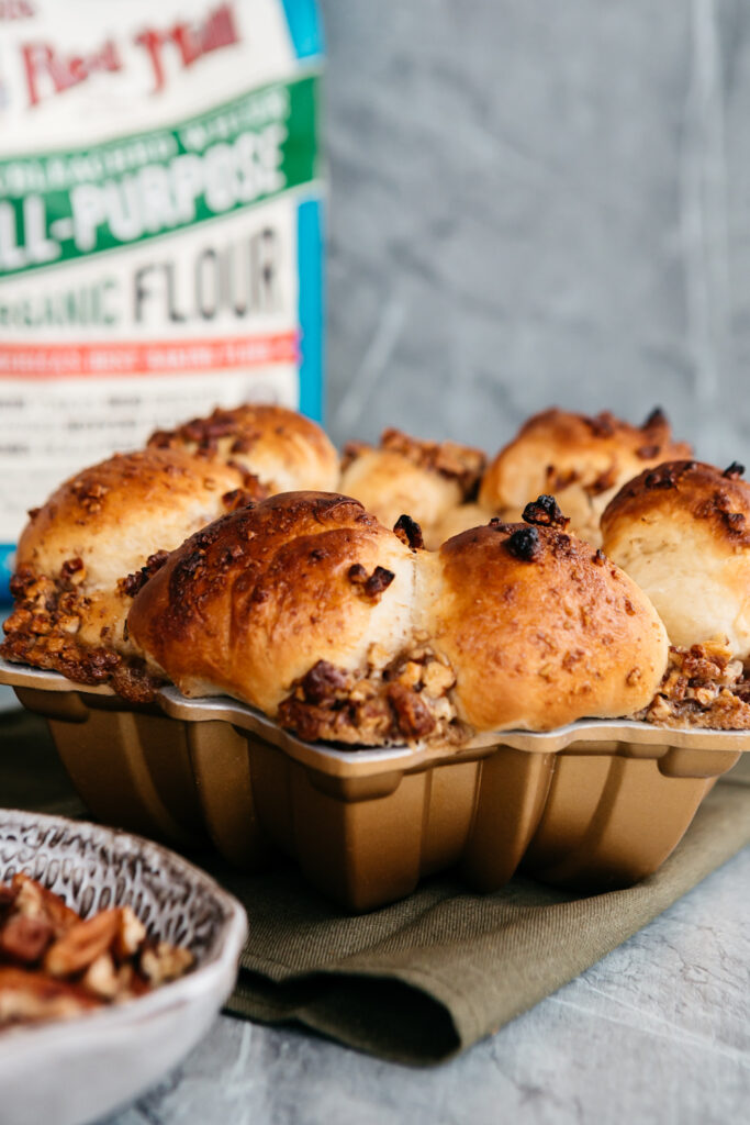 Pecan Pie Stuffed Monkey Bread