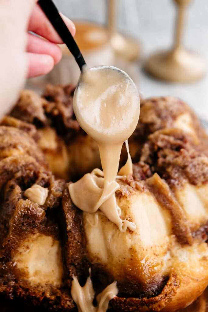 Pecan Pie Stuffed Monkey Bread